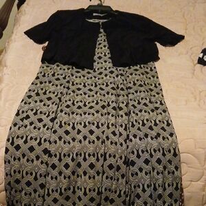 Danny & Nicole Black and White Midi Dress